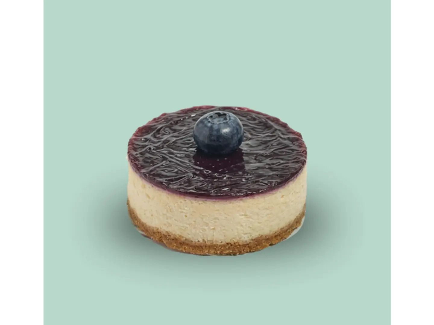 شيز كيك مع التوت الازرق صغيرة