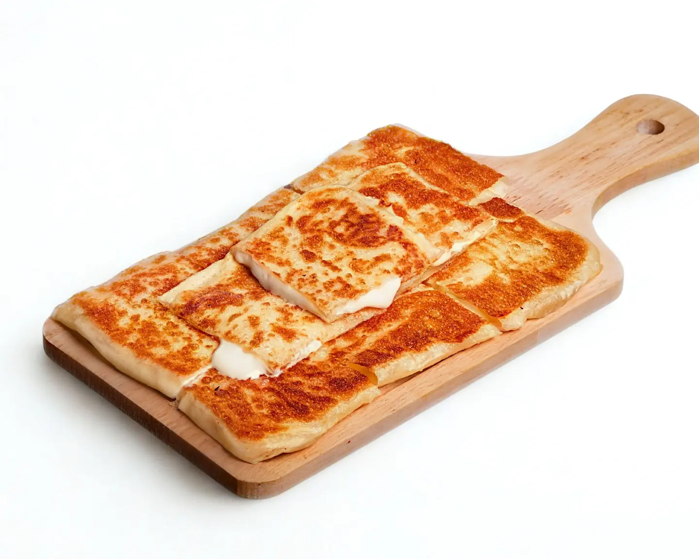 مطبق بالجبنة