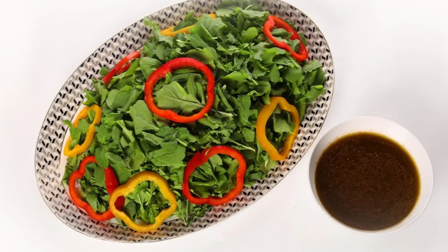 صينية سلطة جرجير ( 1كغ )