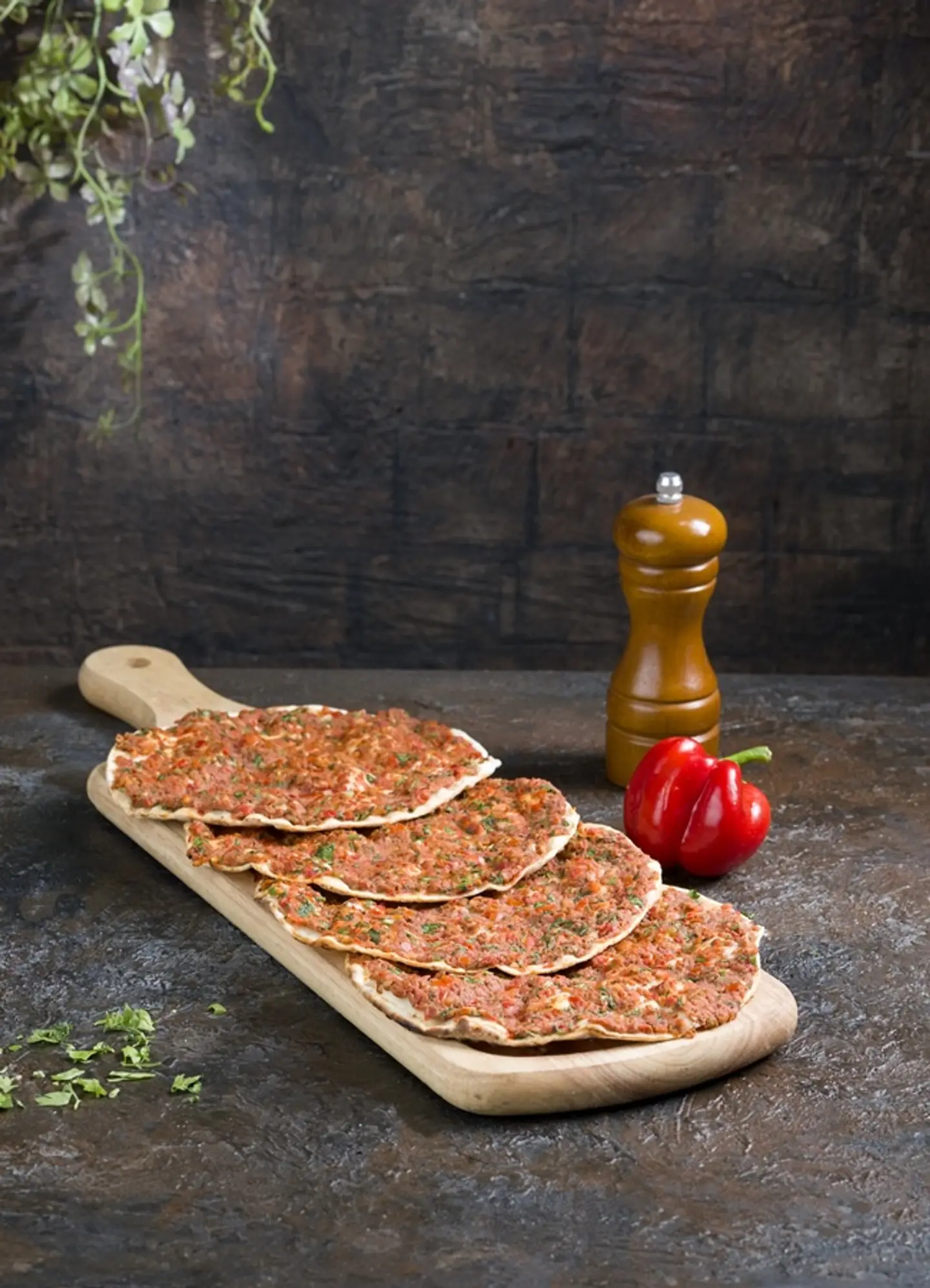 لحم بعجين احمر عنتابي