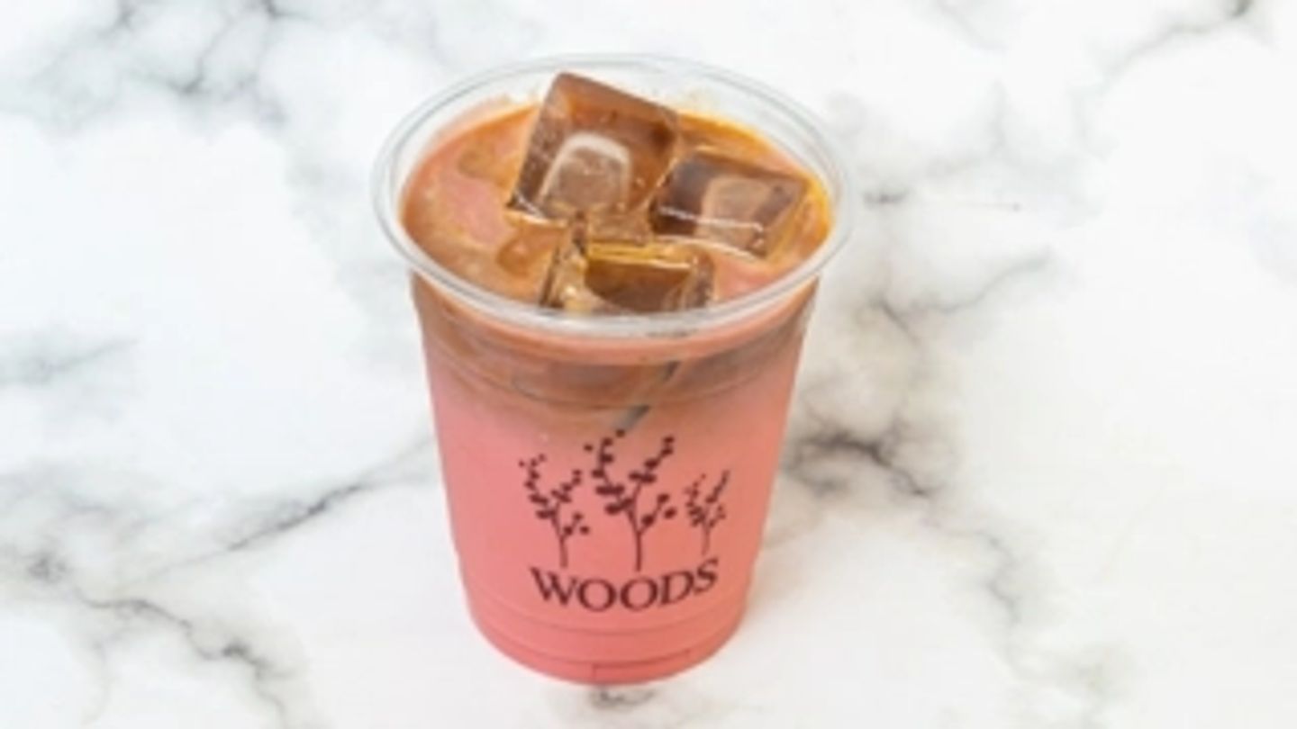 Iced Red Velvet Latte   Regular