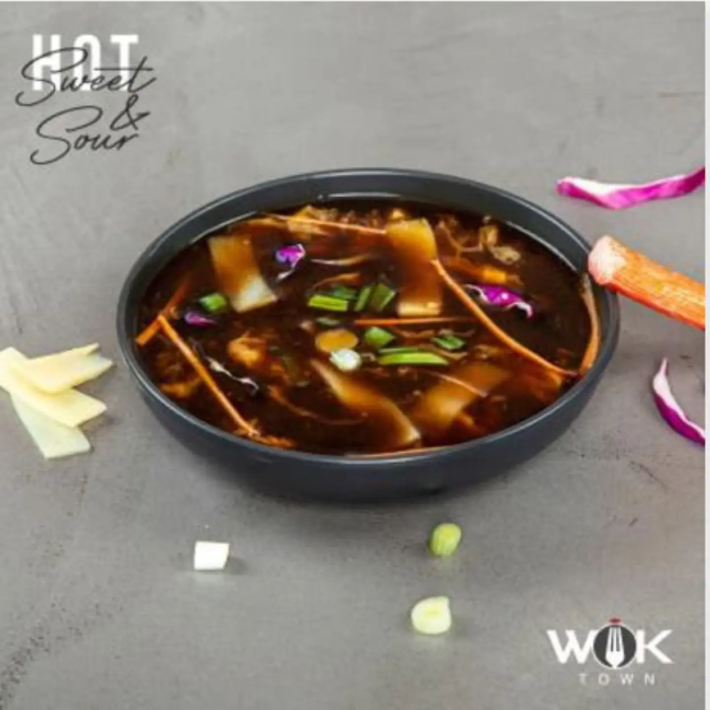 شوربة حلوة وحامضة ساخن