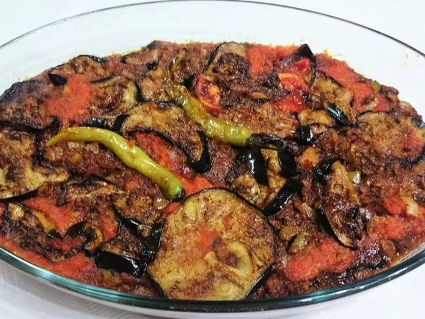 وعاء مسقعة باللحمة