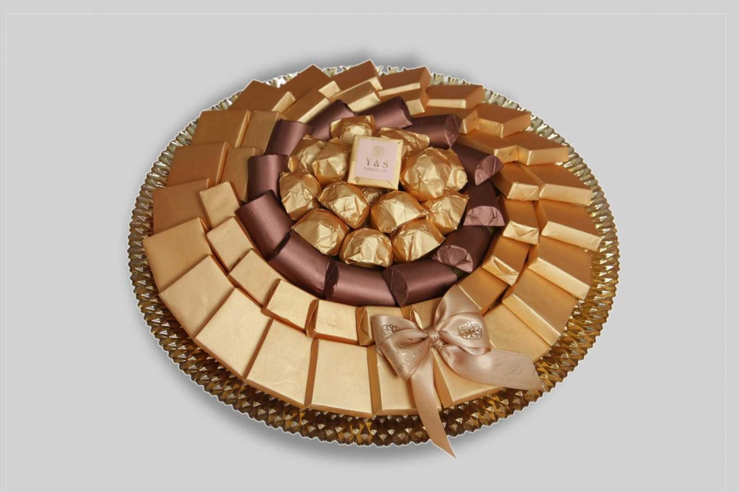 Chocolate Wrapped Plate 970 G