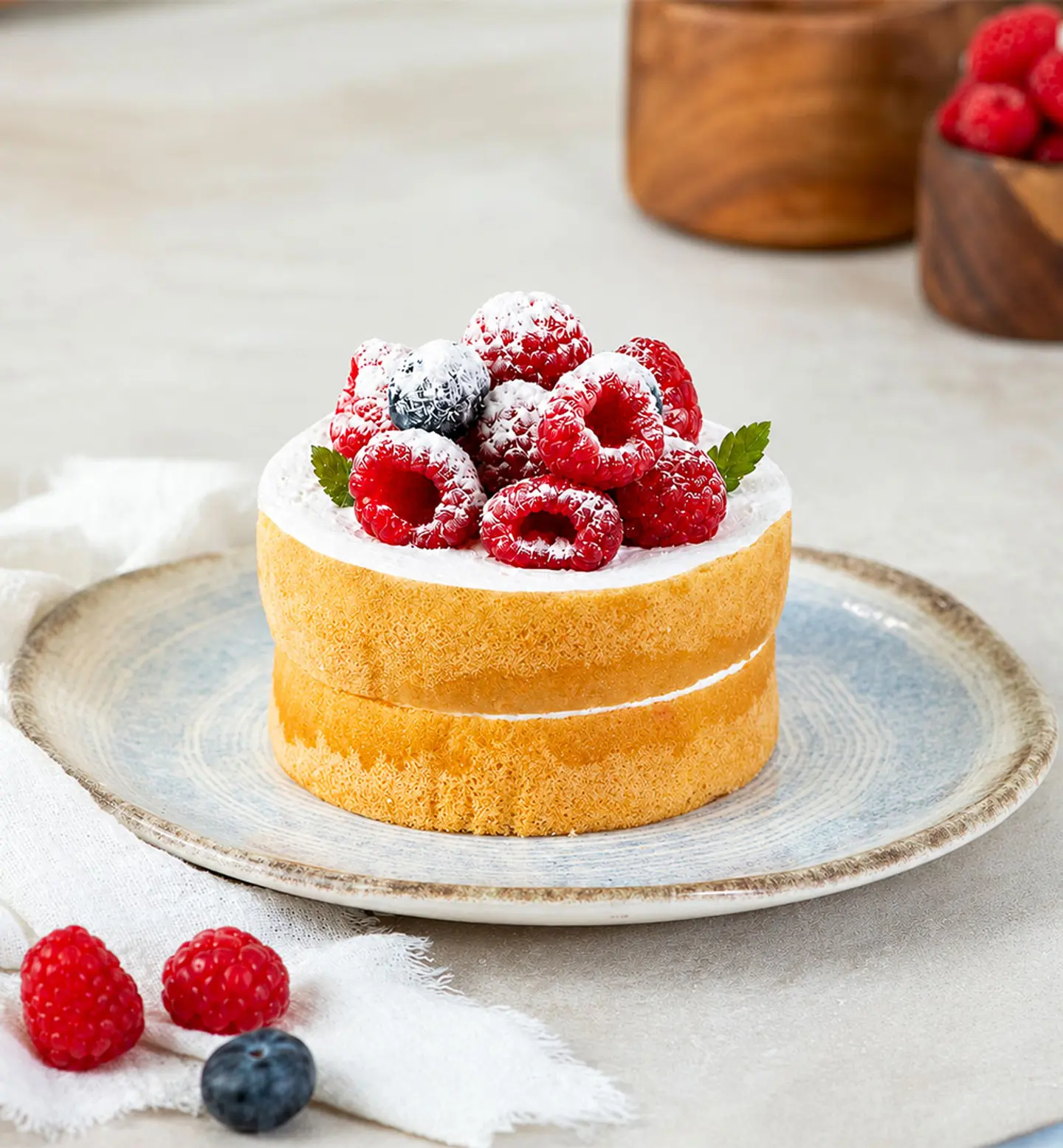 Mini Berries Cake 2 Persons
