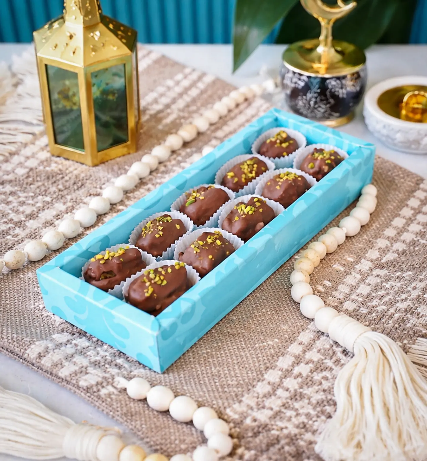 بوكس تمر بستاشيو - صغير