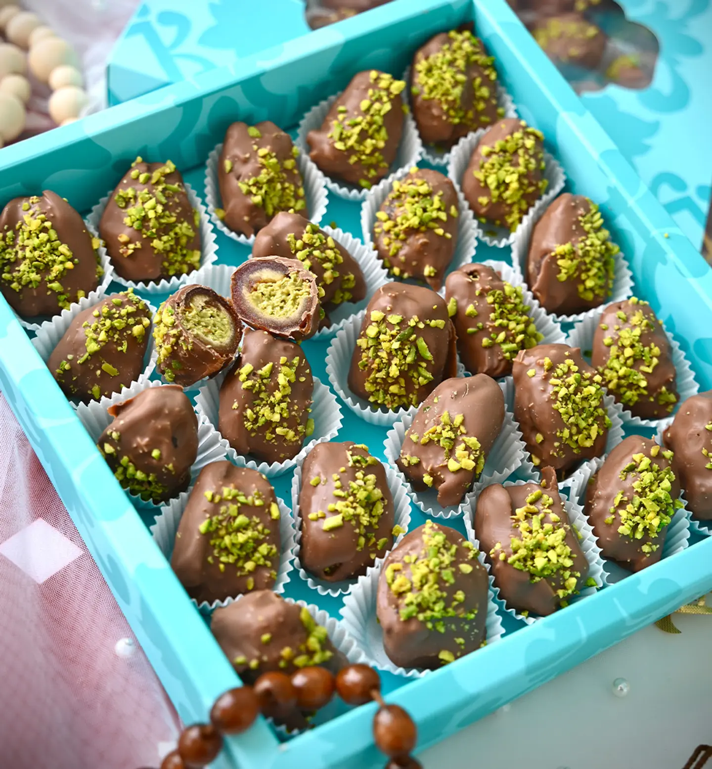 بوكس تمر بستاشيو كنافه