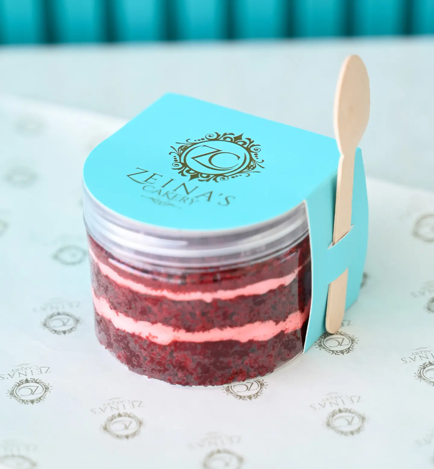 رد فيلفت كيك جار