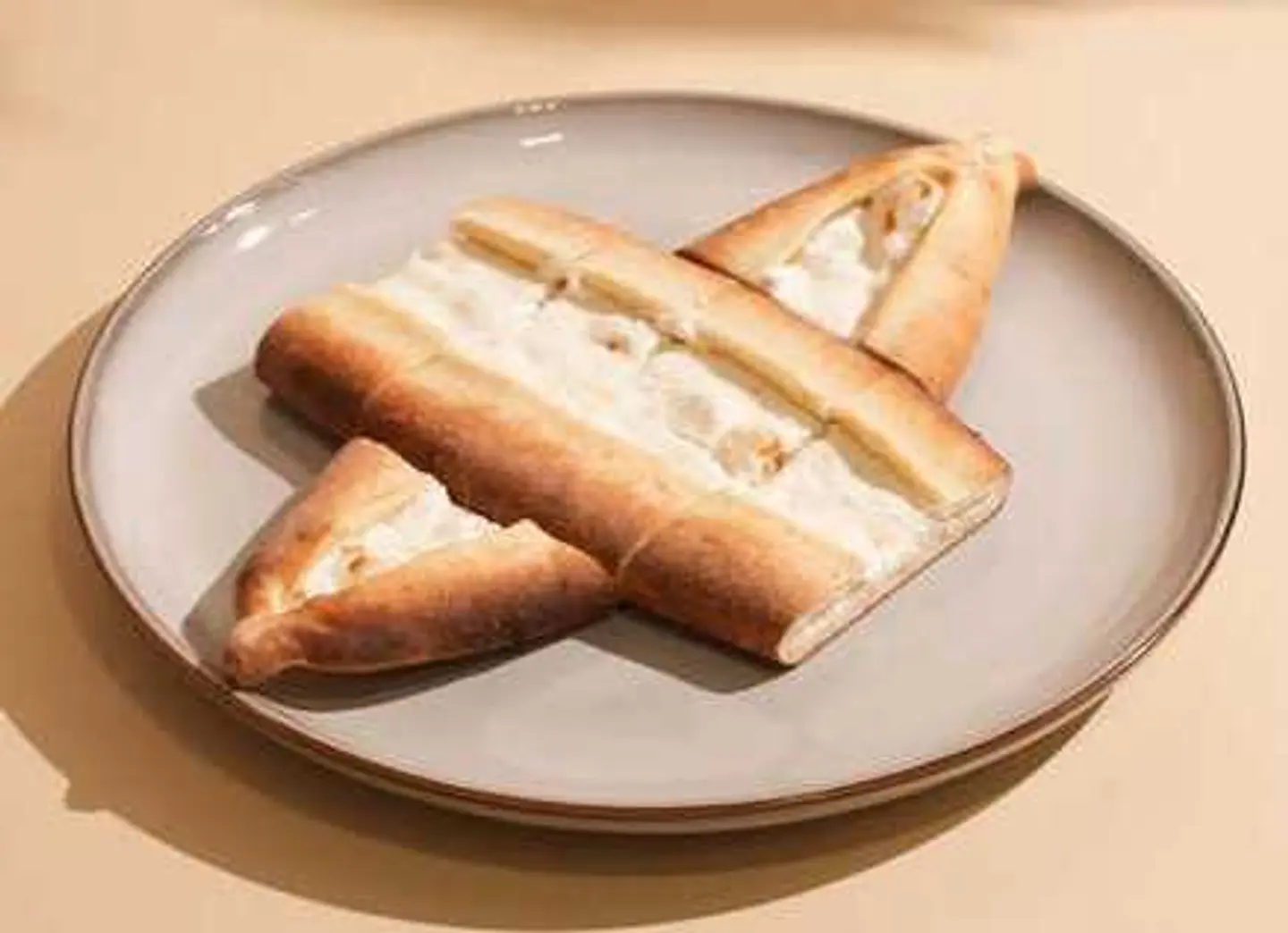 قارب لبنة