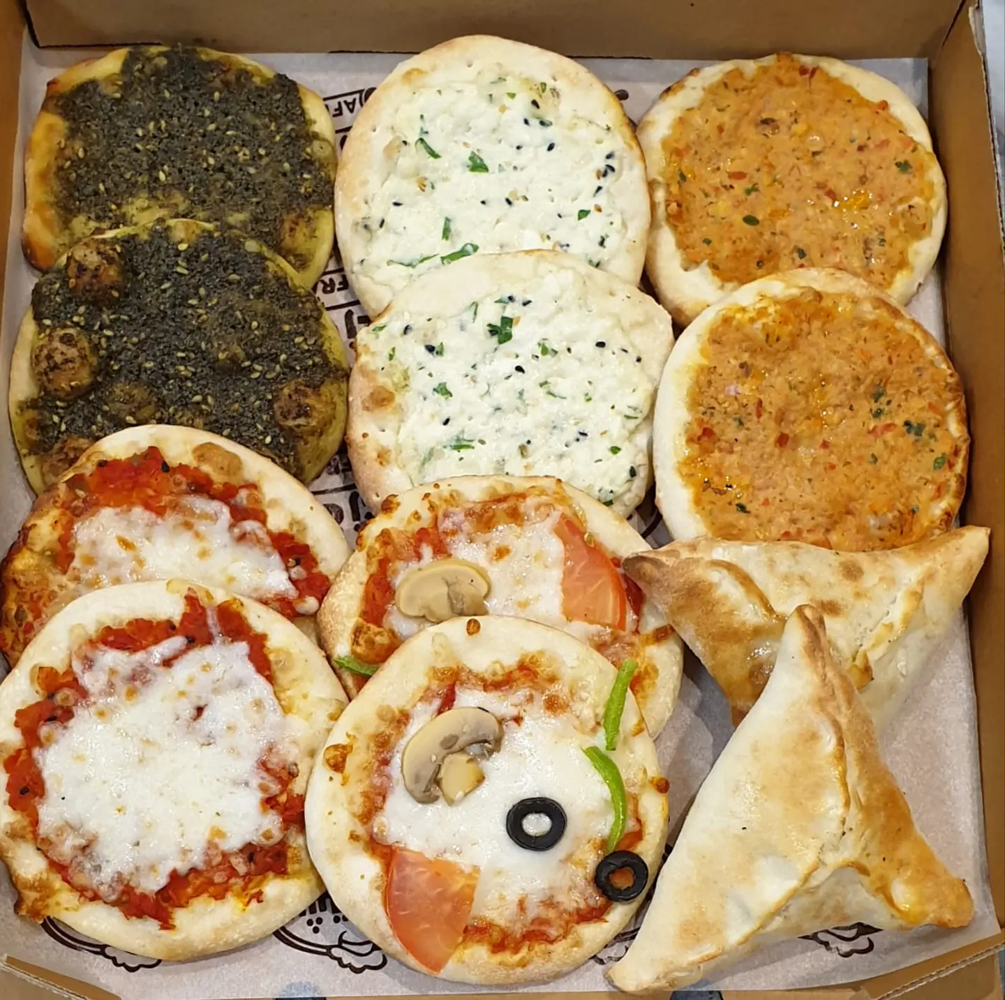 Dozen Akkawi And Zaatar
