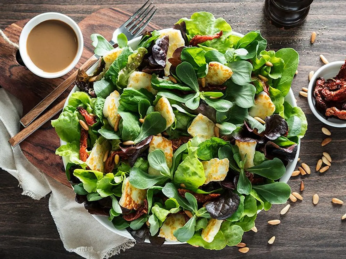 Halloumi Salad