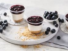 شيزكيك بالتوت البري