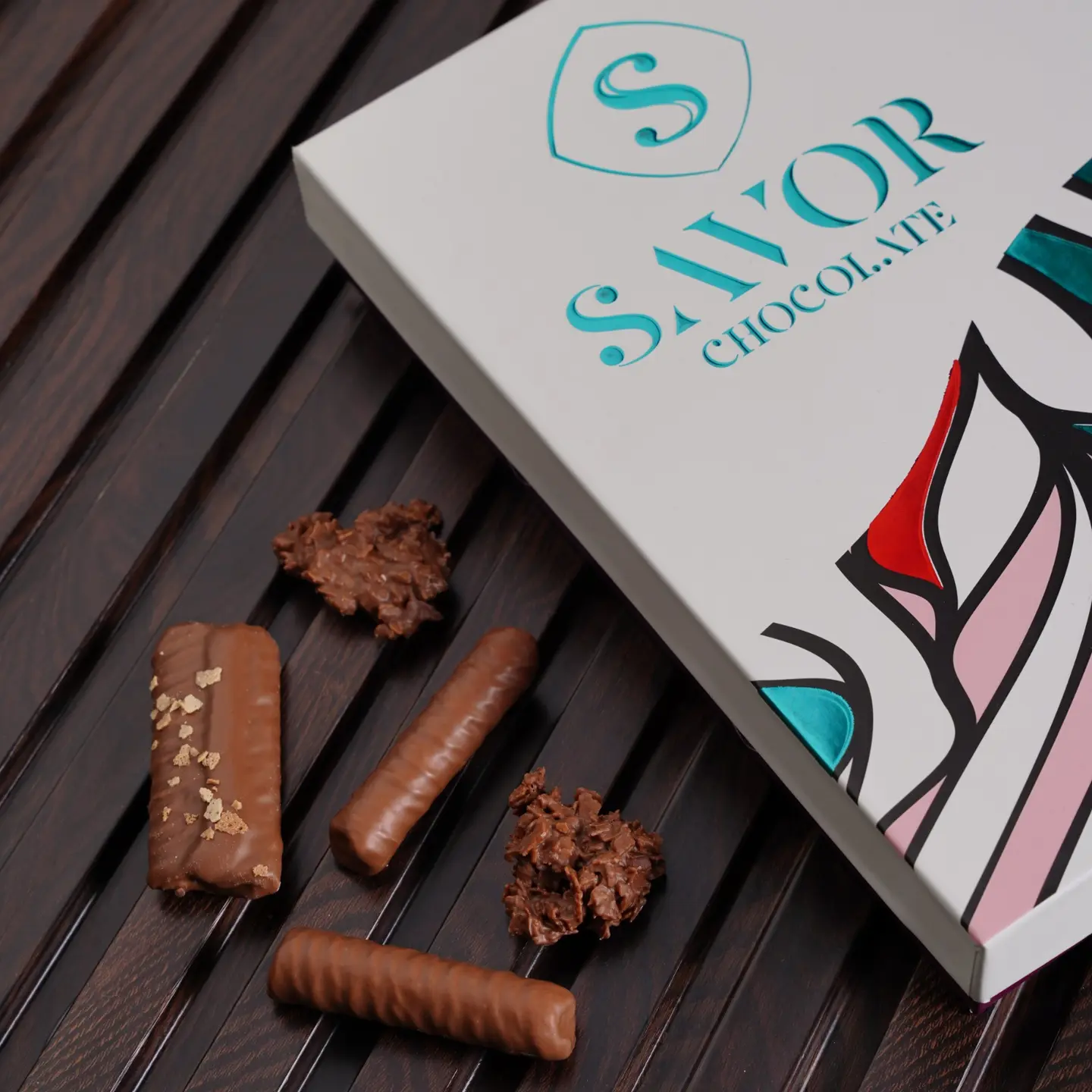 Savor Chocolate Flakes
