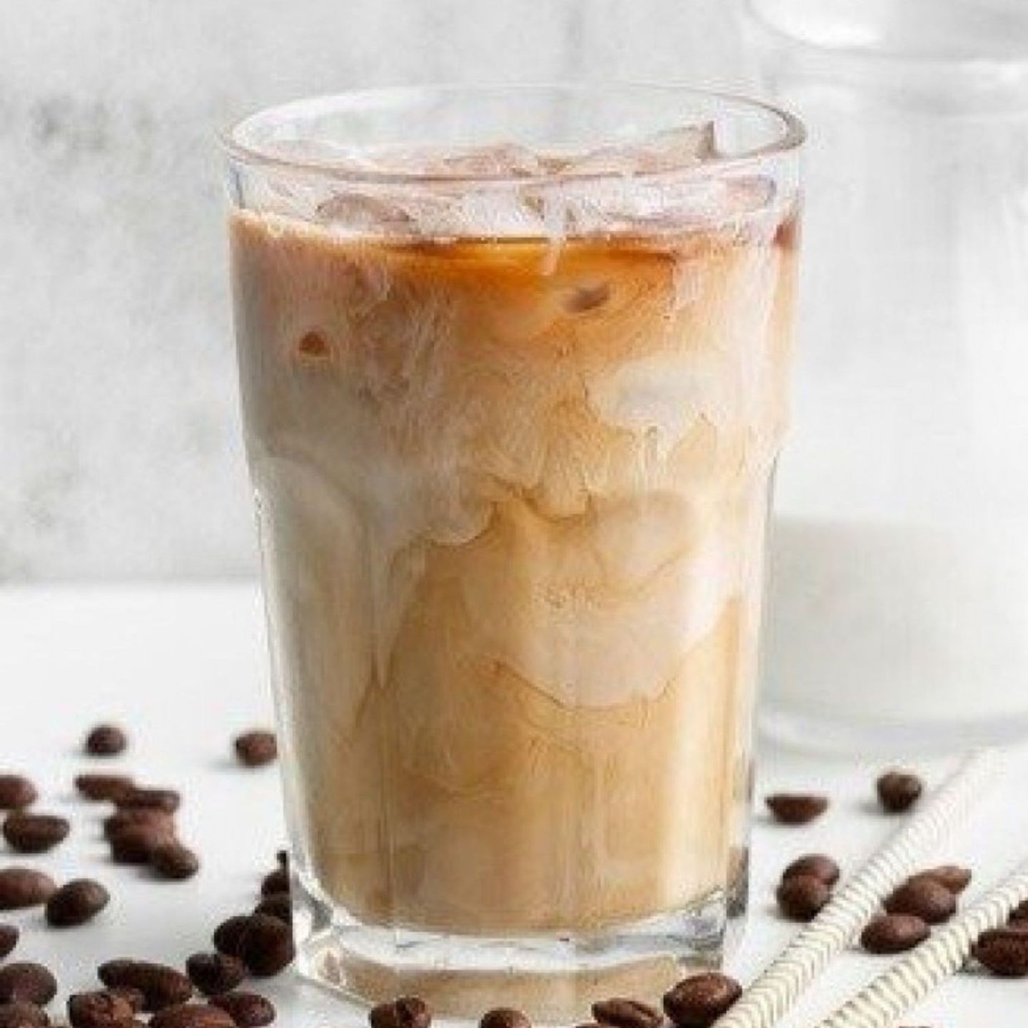 ايس لاتية