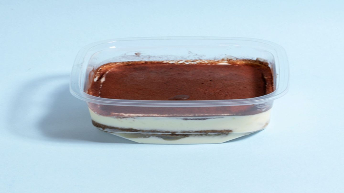 Tiramisu Cake