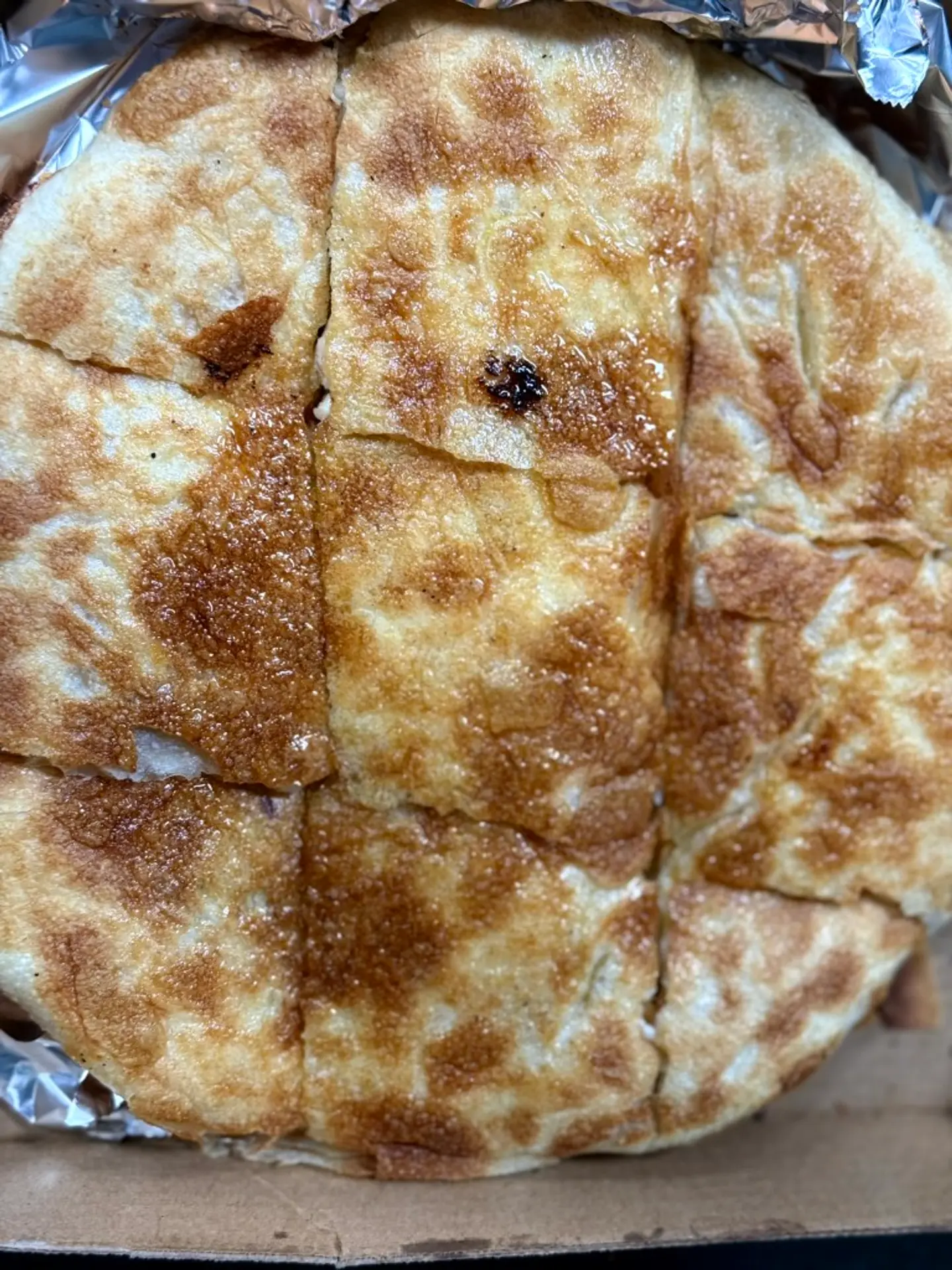 فطيرة سجق كيرى وسط