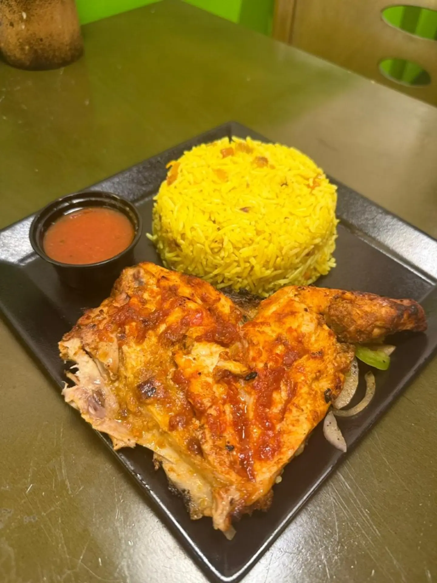 ربع دجاج مع الأرز