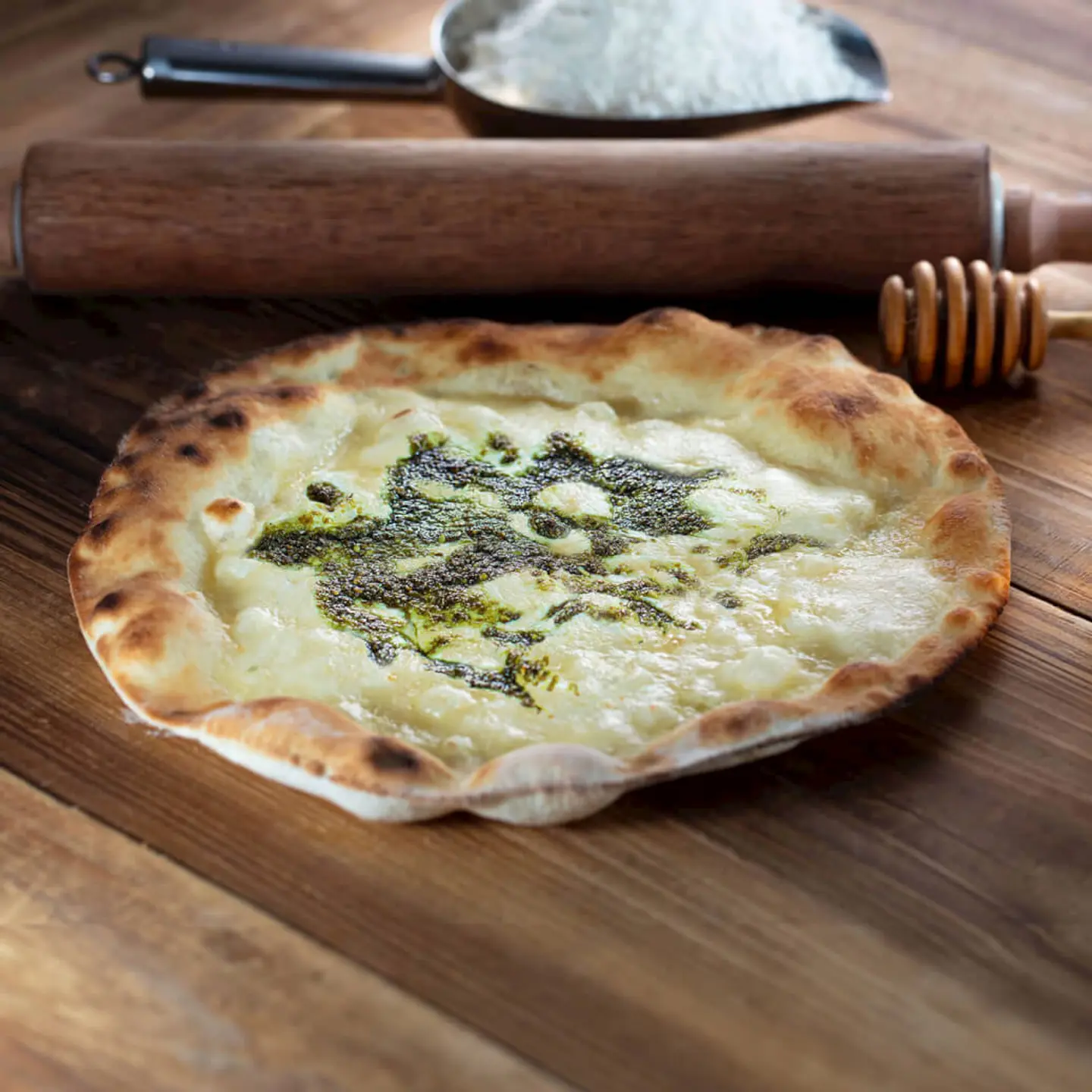 فطيرة جبن بالزعتر