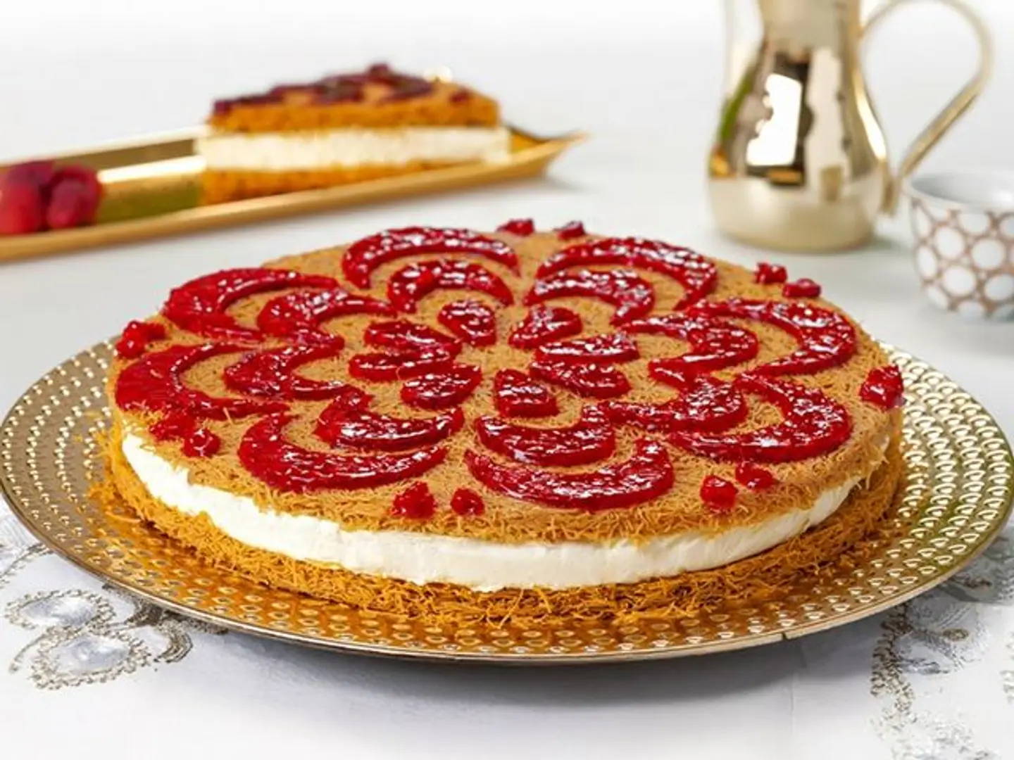 Cheese Kunafa With Red Berries 1/2 Kg