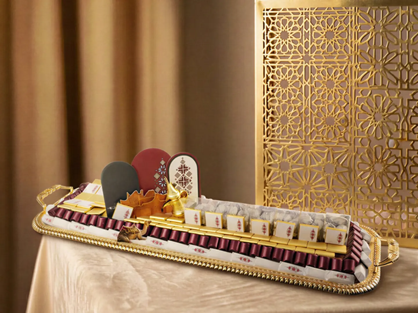 صينية شوكولا شوكولا كبيره للمناسب