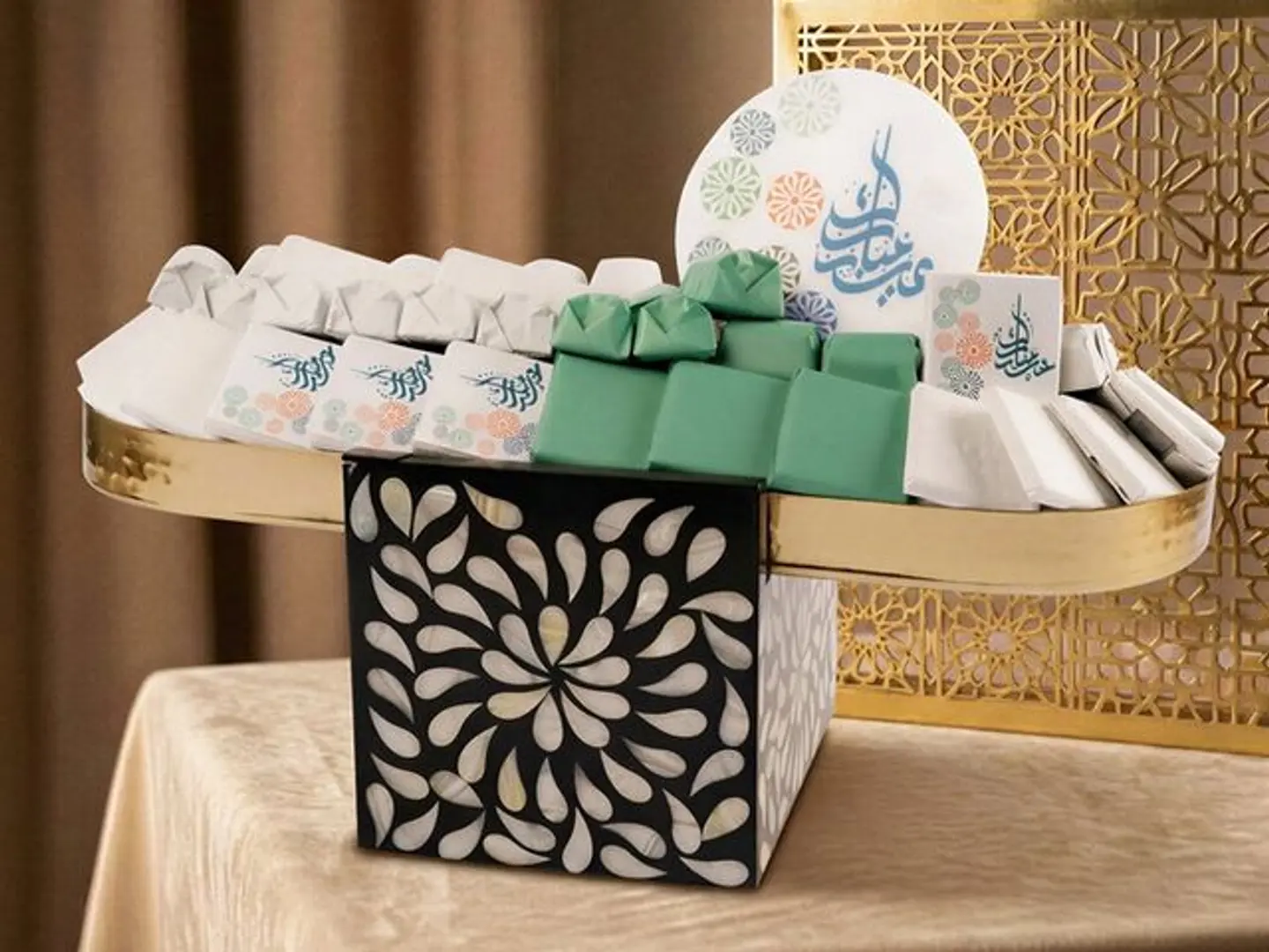 صينية شوكولا مزينة للعيد