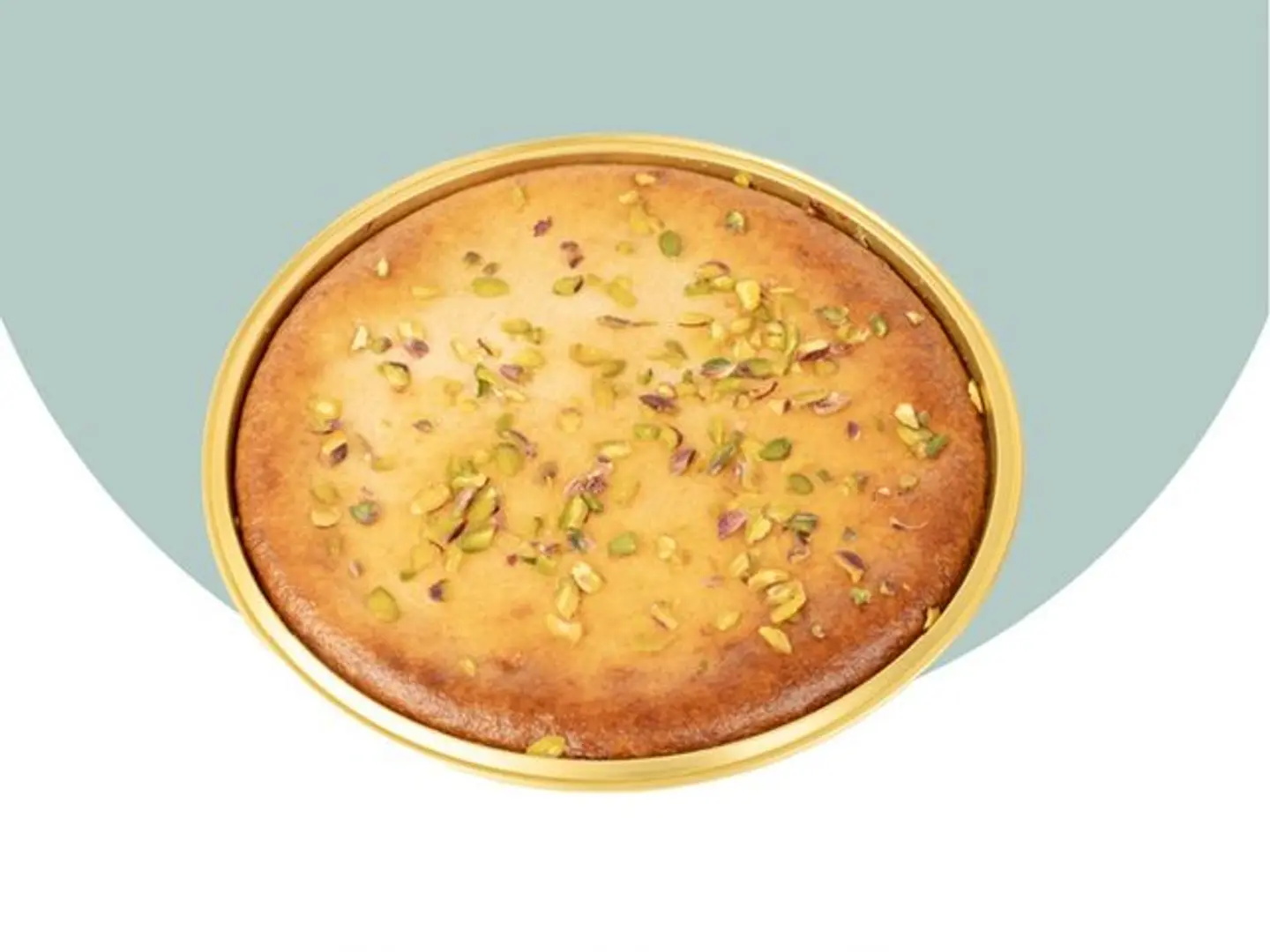 بسبوسة بالقشطة صحن وسط