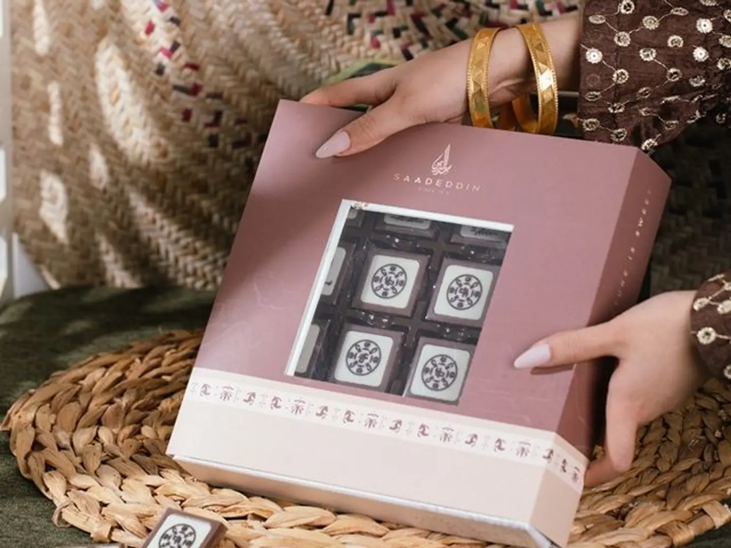 علبة شوكولا يوم التأسيس