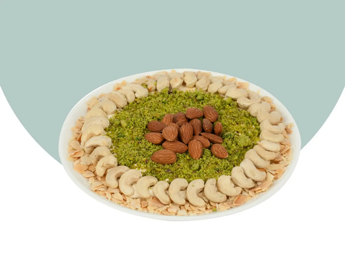 مدلوقة بالقشطة والمكسرات احد كيلو