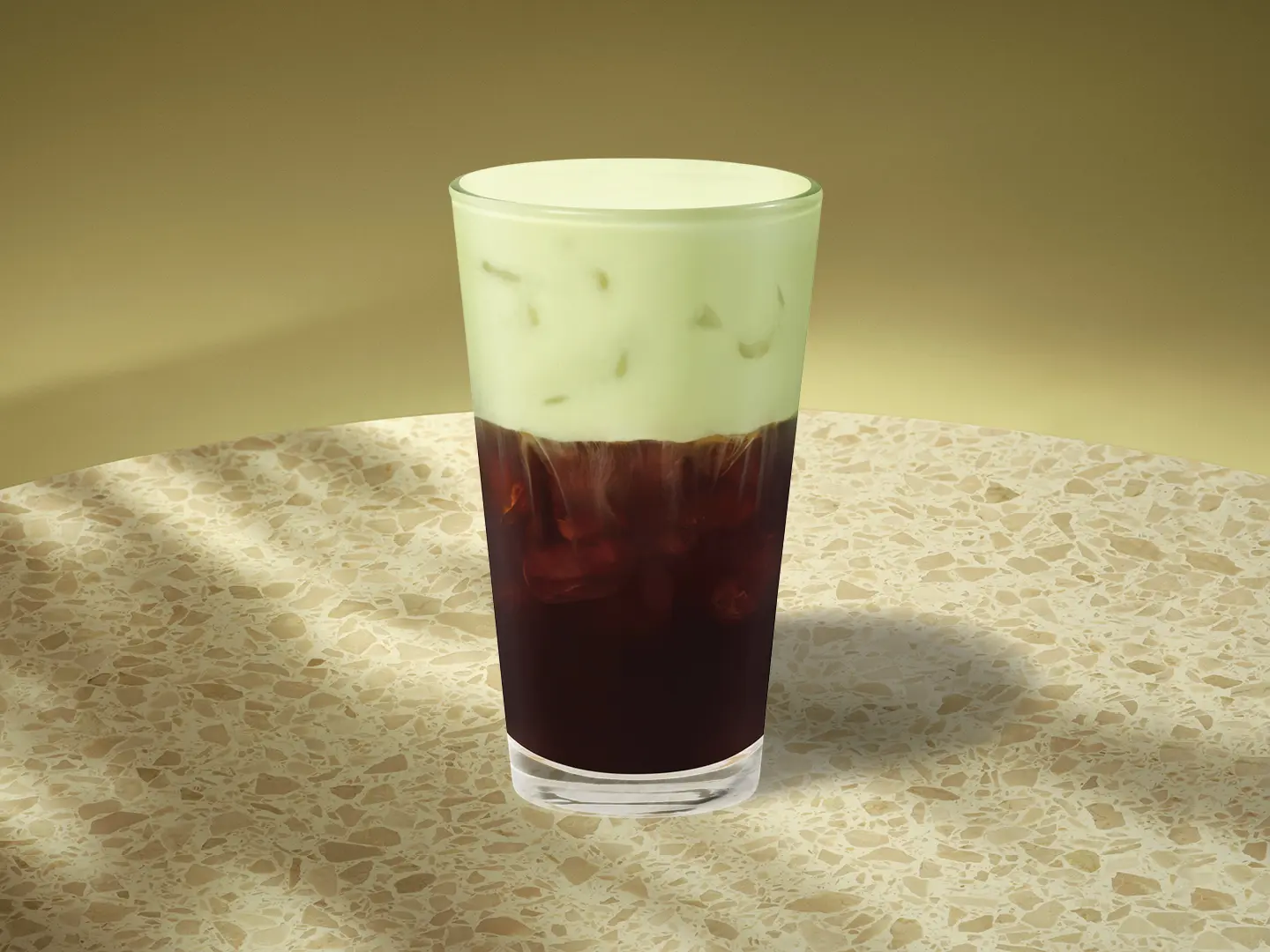 بيستاشيو كريم أمريكانو مثلج