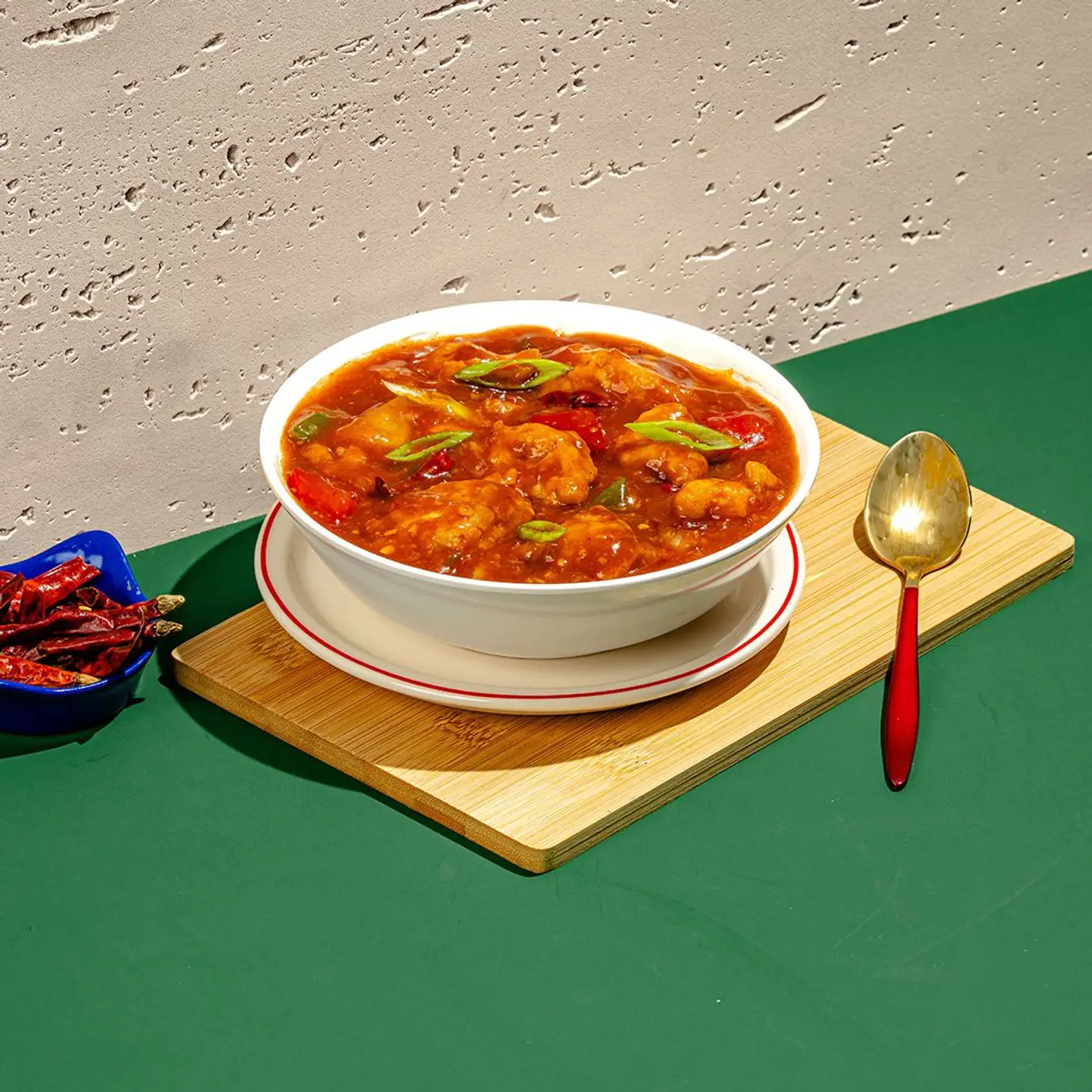 الدجاج الساخن بصلصة الثوم