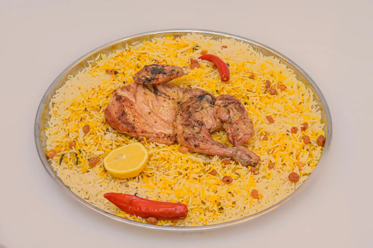 دجاج مظبي رز مندي - حبة دجاج كاملة