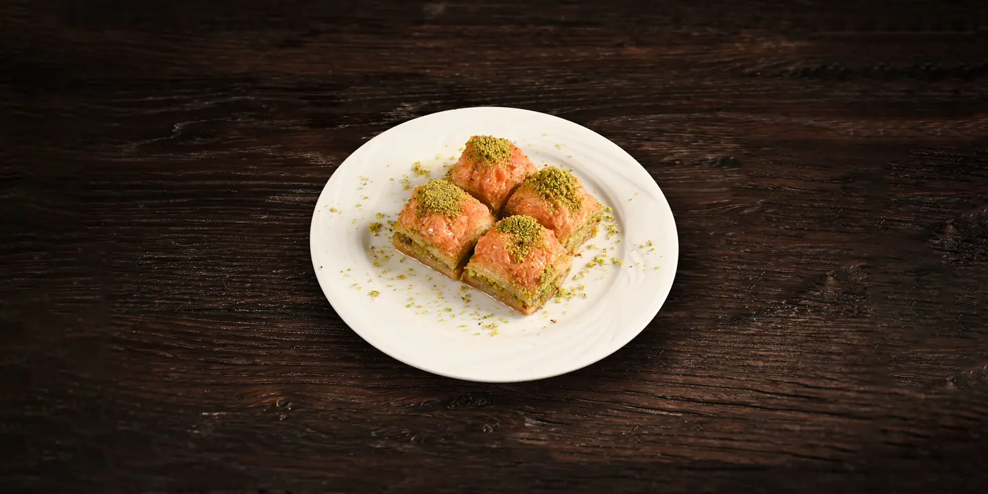 بوكس بقلاوة تركي