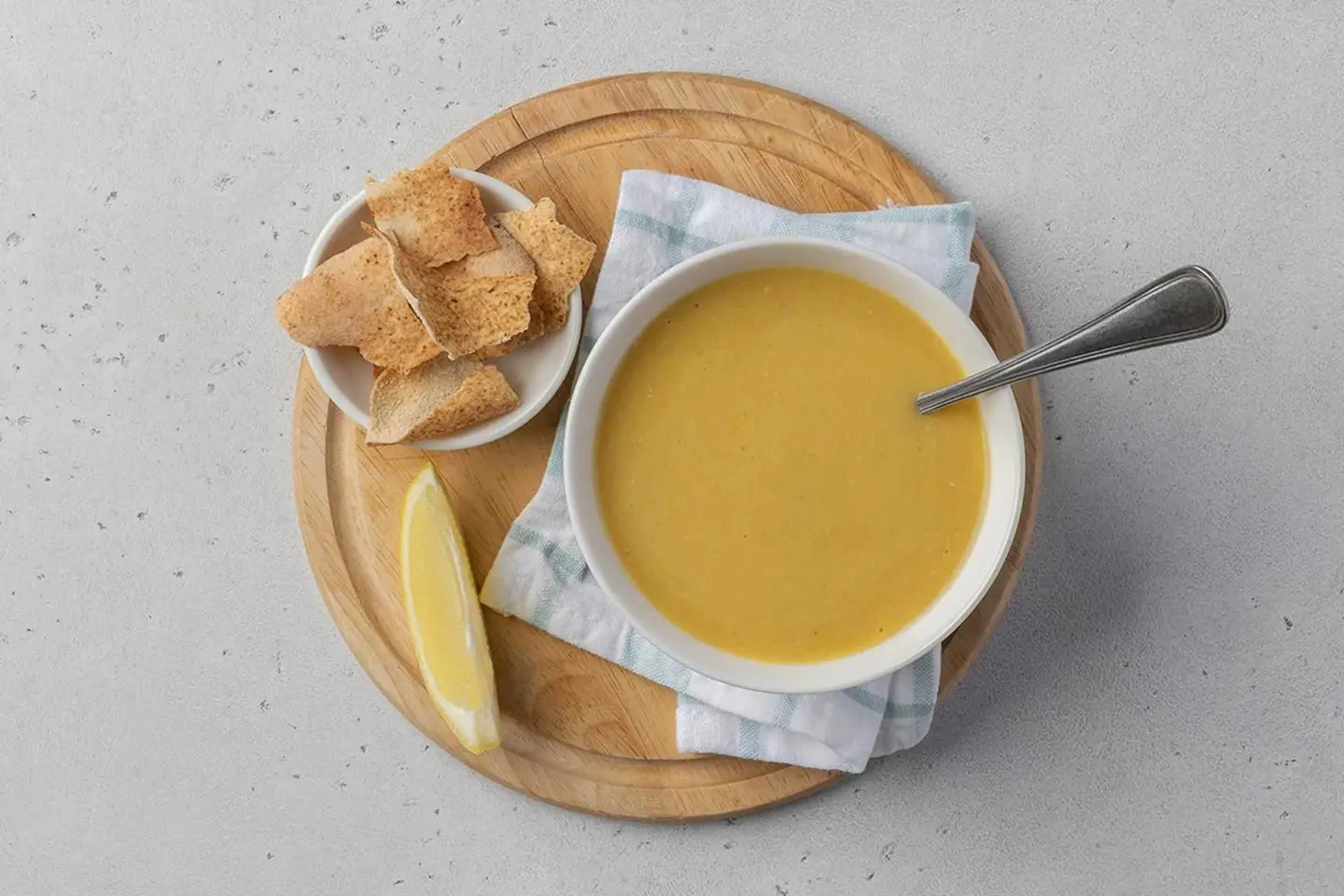 شوربة العدس