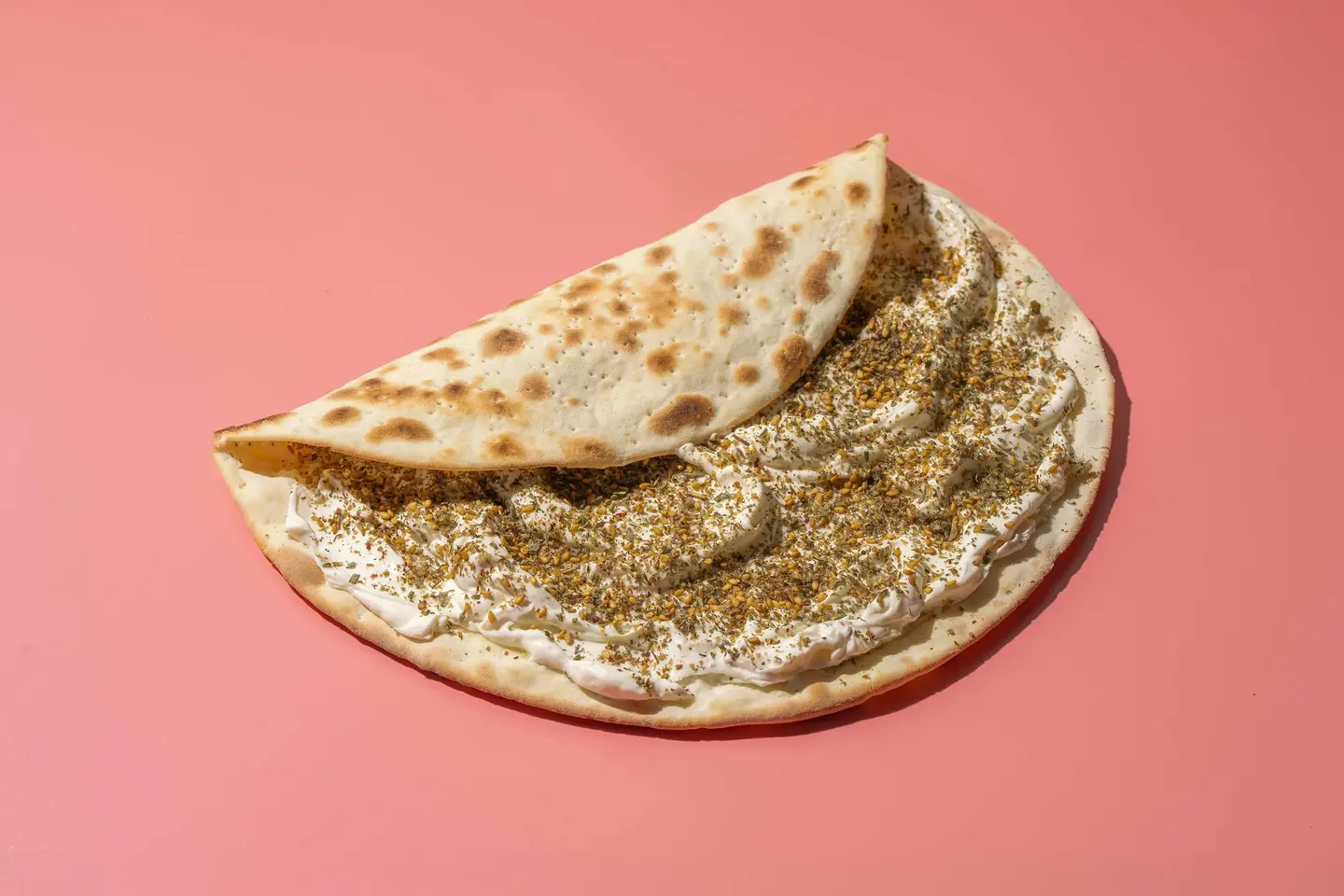 فطيرة عكاوي بالزعتر