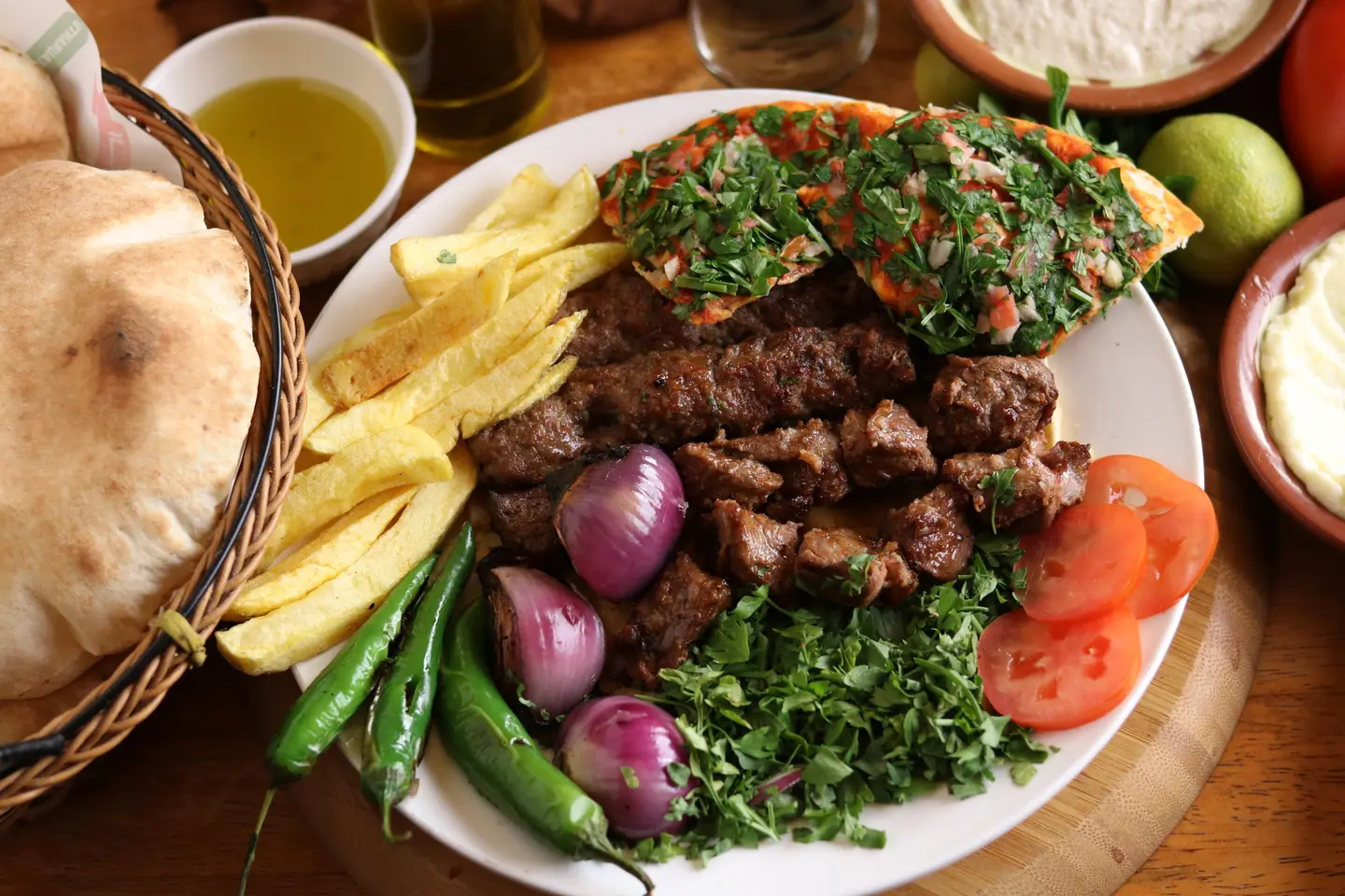 نفر مشكل نعيمي