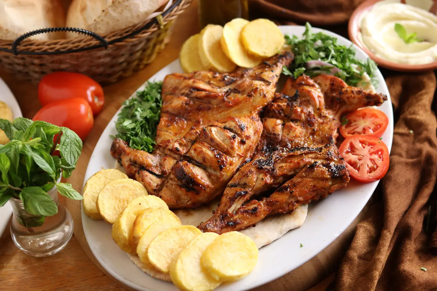 نص دجاج مسحب علي الفحم