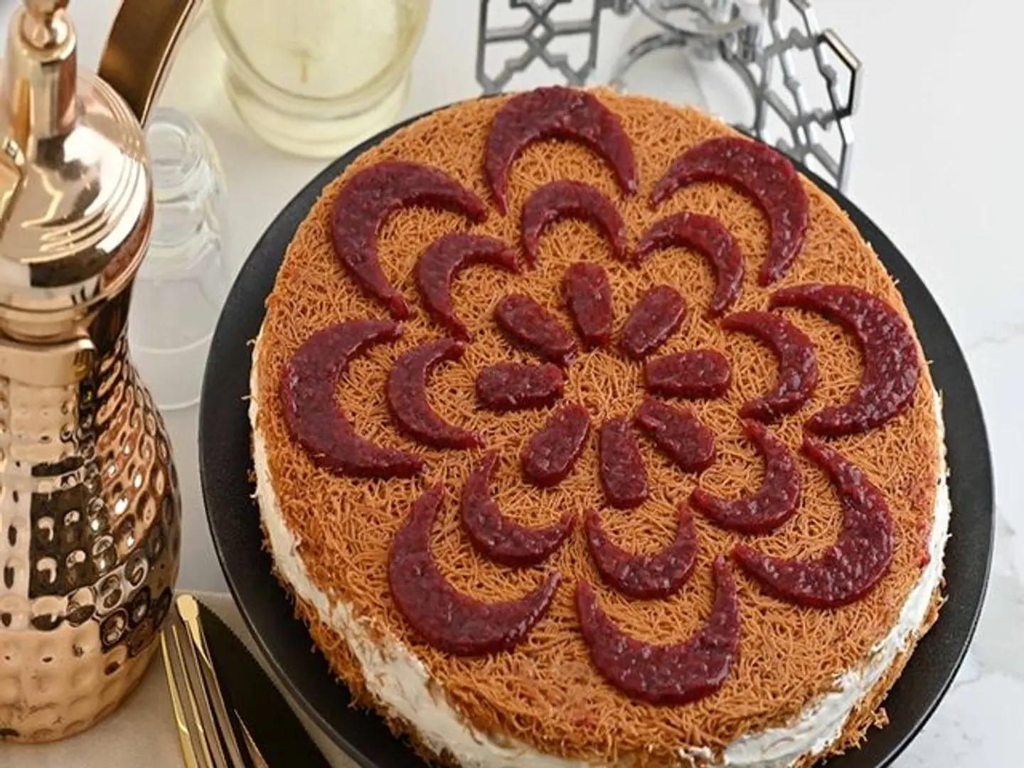 Cheese Kunafa With Red Berries 1 Kg