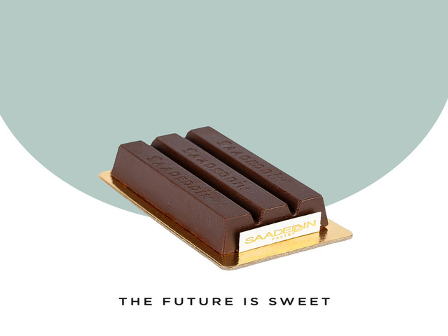 Kitkat Cake Piece