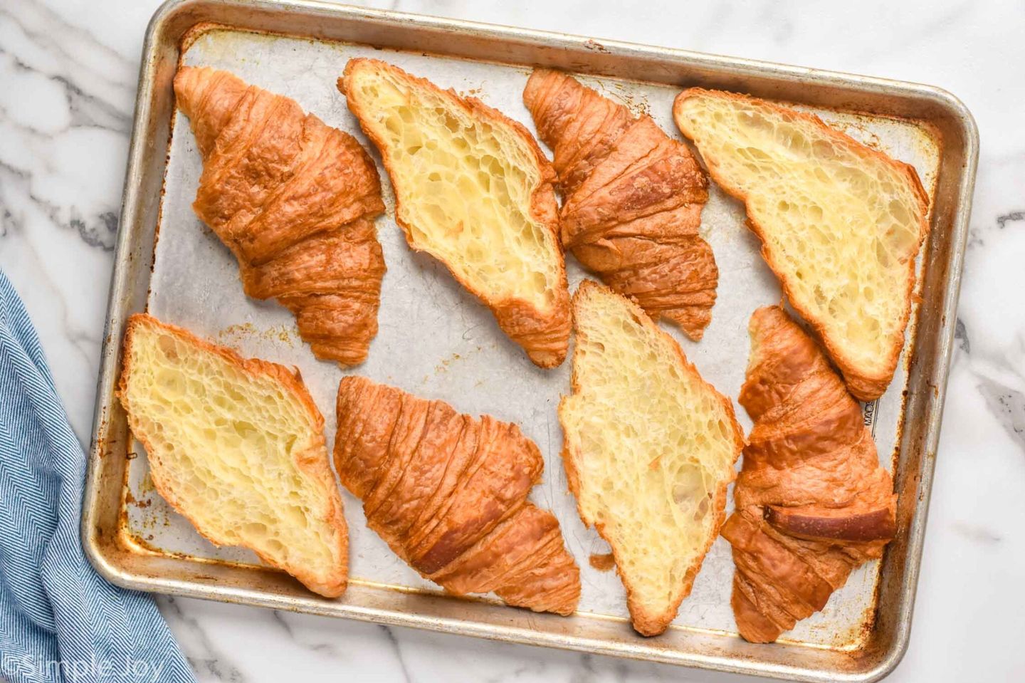 Almond Croissant Creme