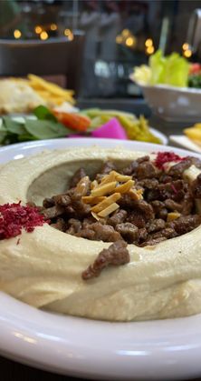 Hummus With Meat