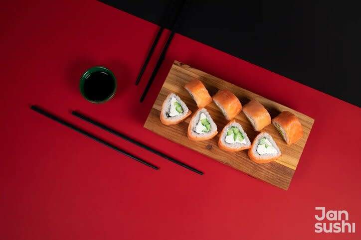 Роллы "Филадельфия пирамида"