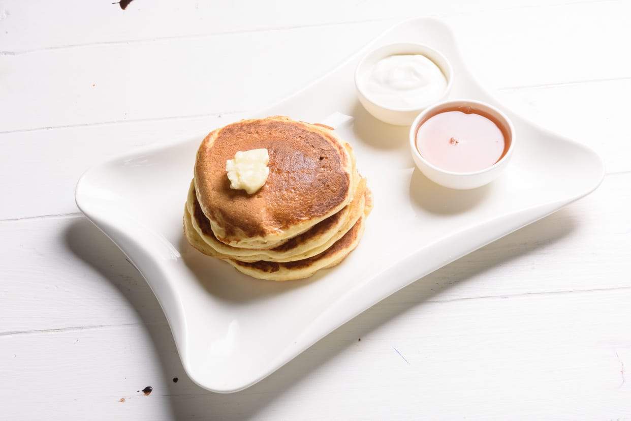 Панкейки классические с кленовым с сиропом
