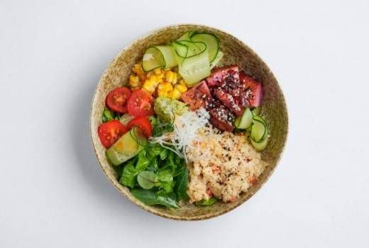 Боул с цыпленком  тандури (с киноа)