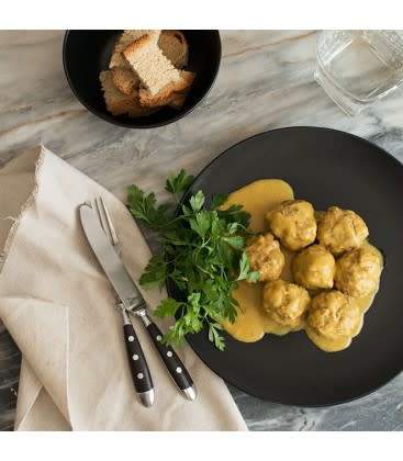 Albóndigas En Salsa De Almendras Y Curry (350 G.)