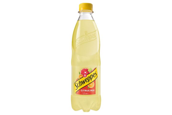 Schweppes Citrus Mix Citrus-Flavoured Carbonated Soft Drink with Sugar and Sweeteners 0,5 l