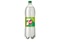 7UP energiamentes citrom és lime aromákkal ízesített szénsavas üdítőital édesítőszerekkel 2 l