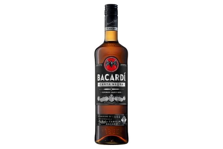 Bacardí Carta Negra Rum 37.5% 0,7 l