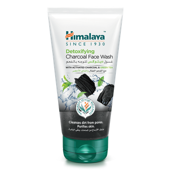 Himalaya Detoxifying Face Wash With Activated Charcoal & Green Tea 150Ml