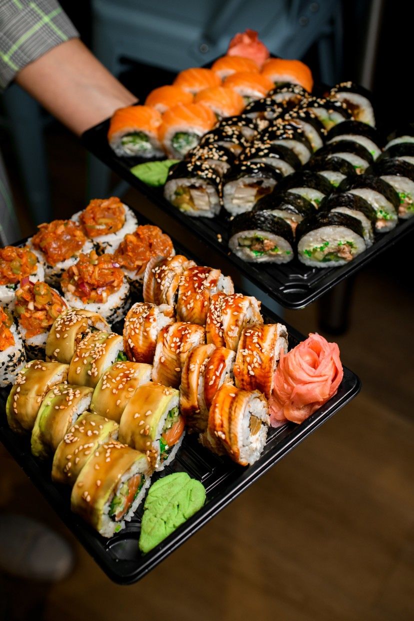 10/10 PIZZA & SUSHI