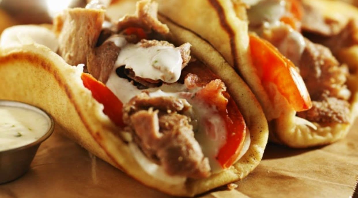 Arianos Pizza & Grill